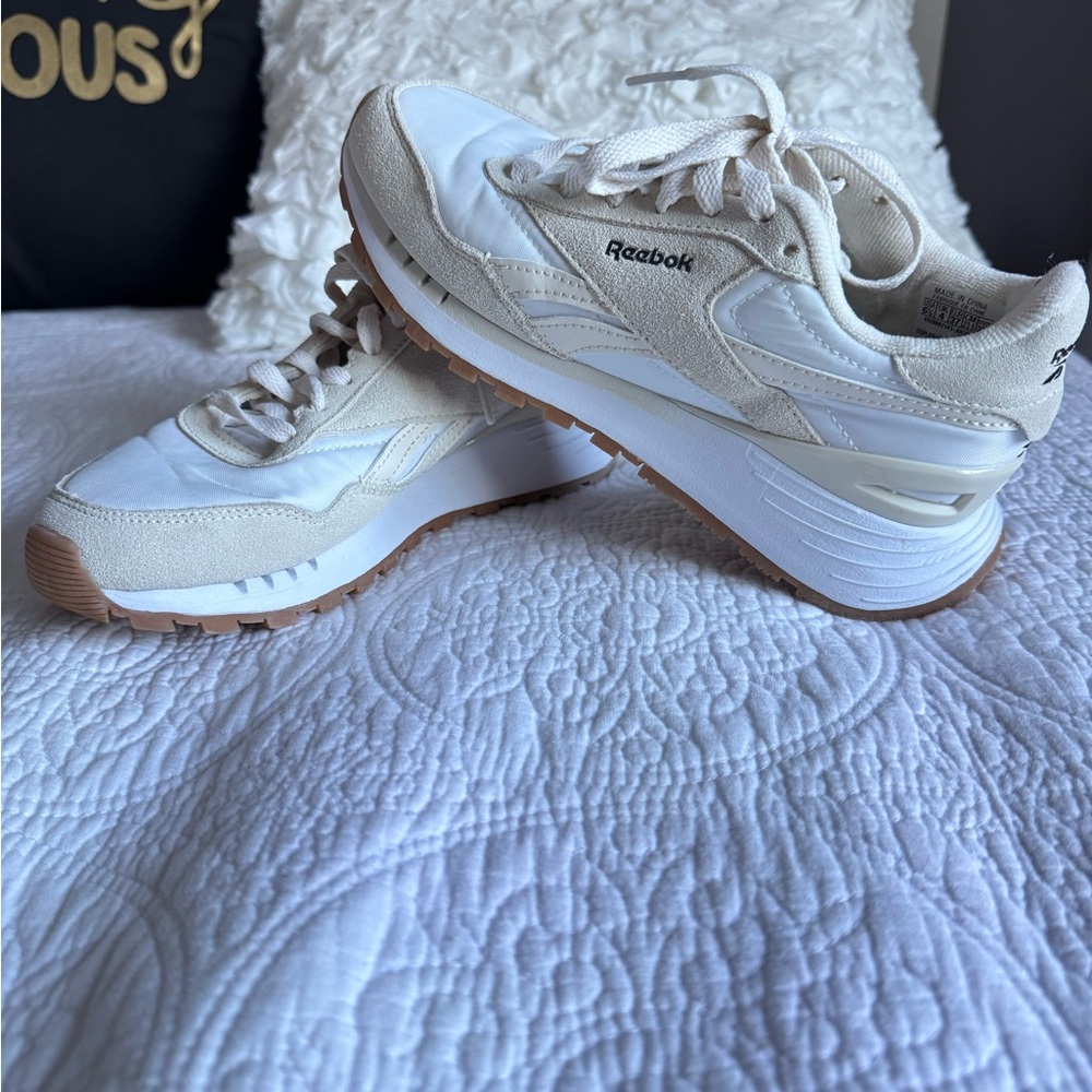 Reebok Women's Classic Harman Running Shoes US Size 6.5